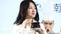 吃瓜娱乐杨钰莹视频播放,回忆杀!