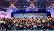 娱乐吃瓜酱年会,年度盛宴，笑料与星光熠熠